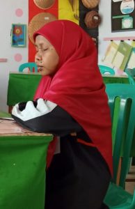 Lenny Guslinda,lenny,guru,guru sd,sd,guru kelas iii,profil,sdm berok,sd muhammadiyah berok,