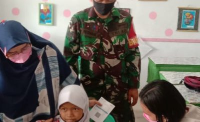 vaksin,siswa sd,sd,sdm berok,sd muhammadiyah berok,puskesmas,sosialisasi,padang,nanggalo